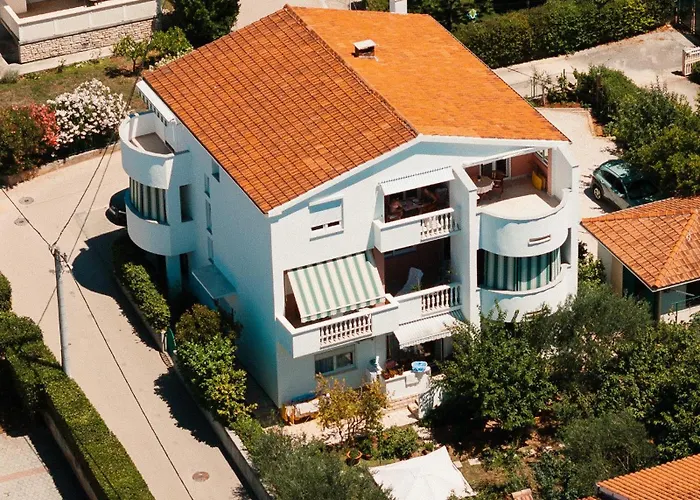 Apartment Manda