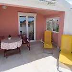 Apartment Manda
