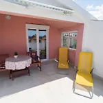 Apartment Manda