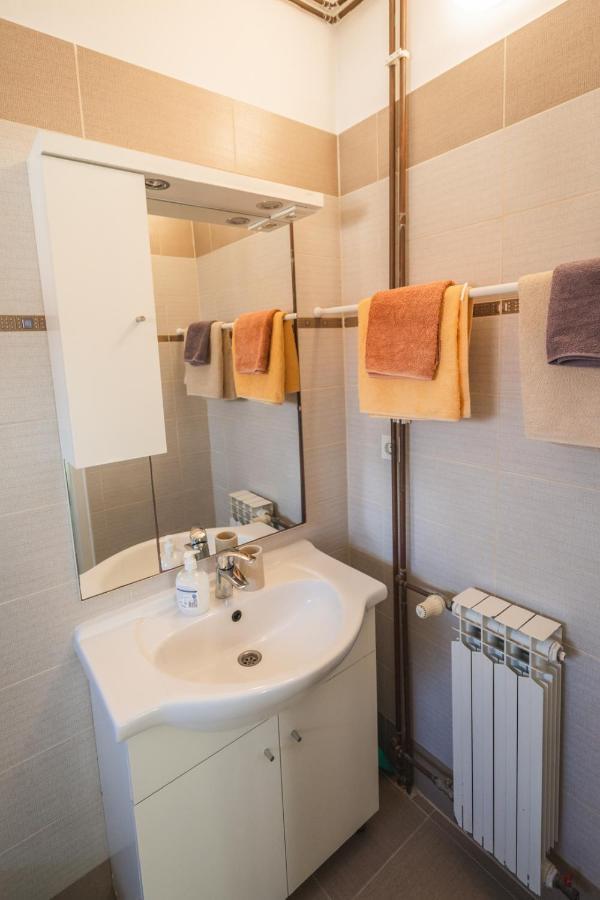 Apartment Manda