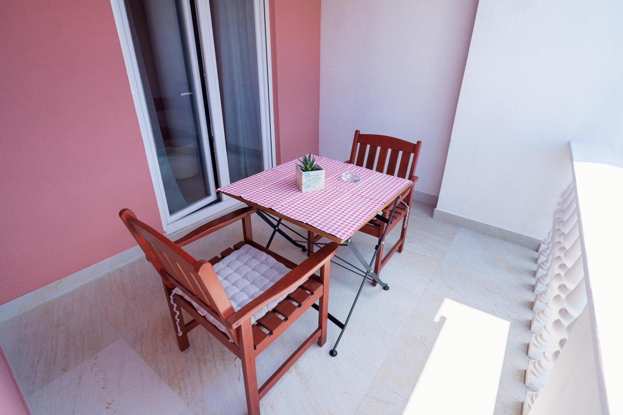 Manda Apartament *