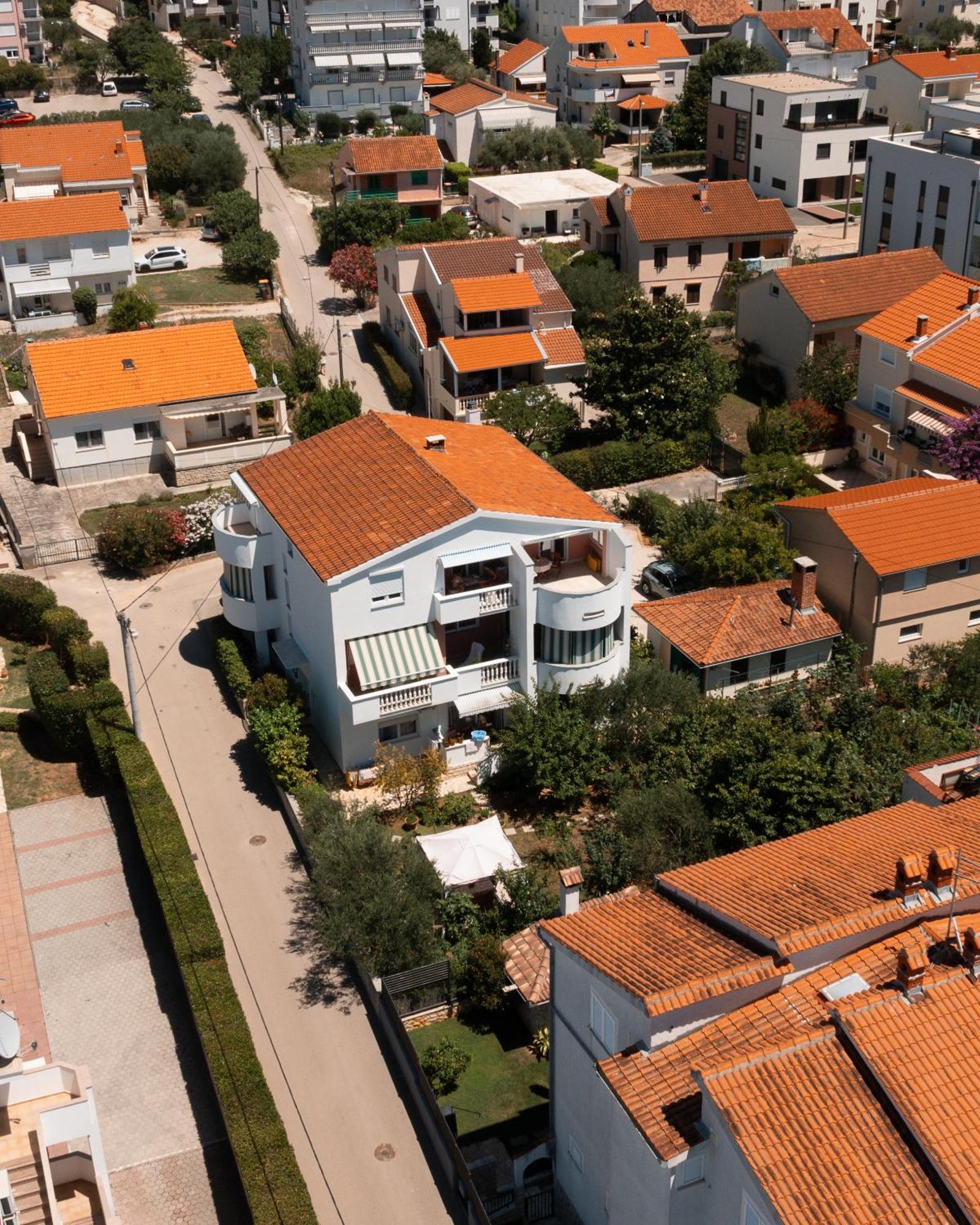 Apartament Manda *